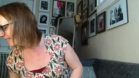 Cecily Saint Claire online show from 12.28.24