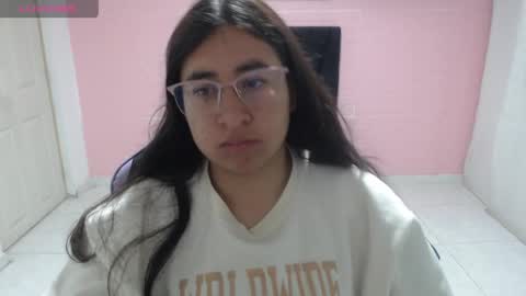 Snapshot of celeste817631 chatting on 05.11.26 celeste817631 online show from 05.11.26