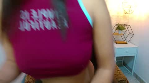 Snapshot of celesteevanss_ chatting on 09.11.25 Celeste online show from 09.11.25