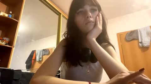 Snapshot of celestehossfeld chatting on 02.12.26 Alice online show from 02.12.26