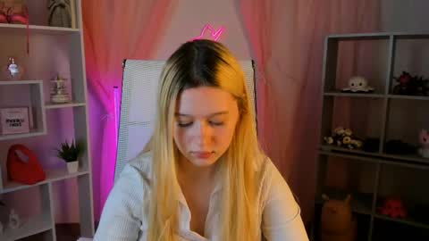 Snapshot of celestinemauriac chatting on 05.12.26 your cute kitty online show from 05.12.26