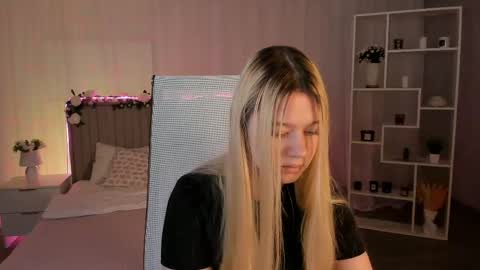Snapshot of celestinemauriac chatting on 05.24.26 your cute kitty online show from 05.24.26