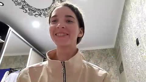Snapshot of celindastoia chatting on 06.20.26 Elizabeth online show from 06.20.26