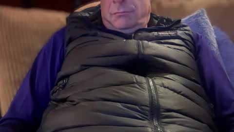 Snapshot of centerfield24 chatting on 11.02.25 Centerfield online show from 11.02.25