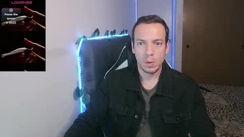 Snapshot of cerso1 chatting on 12.17.25 Cerso online show from 12.17.25