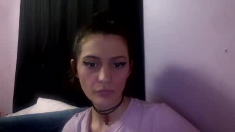 Snapshot of chaicutie chatting on 06.25.26 chaia online show from 06.25.26