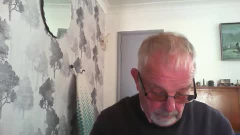 Snapshot of champers37 chatting on 05.12.26 Champers online show from 05.12.26