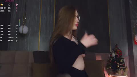 Snapshot of chanelmay chatting on 12.21.25 Chanel online show from 12.21.25