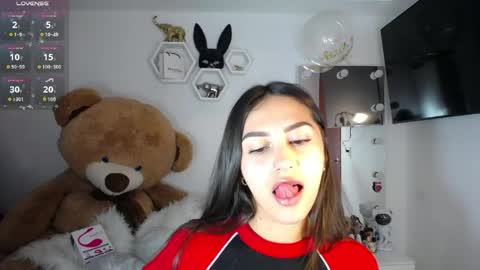 Isabella online show from 04.21.26