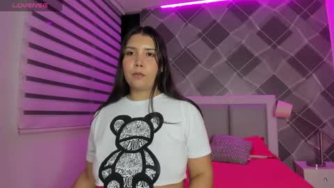 Snapshot of channeyprincess chatting on 01.27.25 Channey online show from 01.27.25