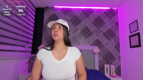 Snapshot of channeyprincess chatting on 02.02.25 Channey online show from 02.02.25