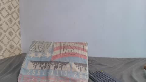 Raquel  online show from 02.15.25