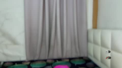 Snapshot of chantelle_fuckdoll chatting on 07.26.26 CHANTELLE online show from 07.26.26