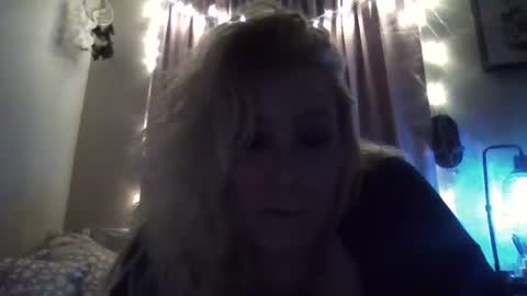 Ms. Behaving online show from 02.22.25