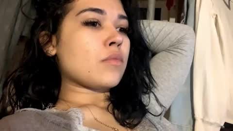 Snapshot of charalilleberg chatting on 01.12.26 Lola online show from 01.12.26