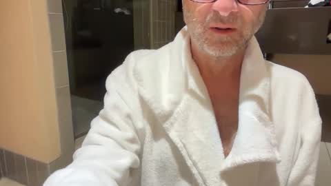 Snapshot of charles4002 chatting on 01.10.26 charles4002 online show from 01.10.26