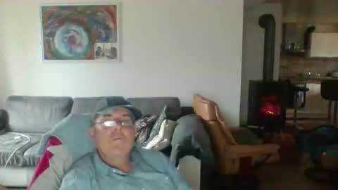 charles6064 online show from 11.21.25