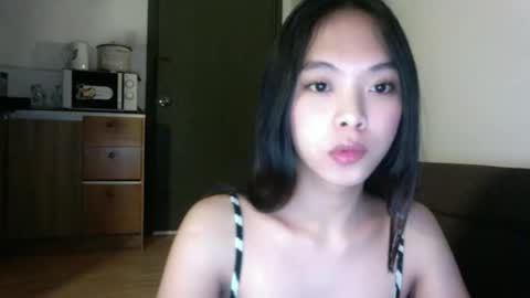 Snapshot of charlette19 chatting on 11.25.25 charlette19 online show from 11.25.25