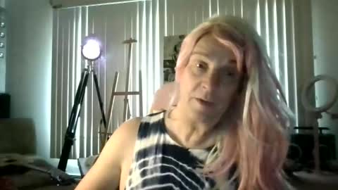 Charli online show from 05.06.26
