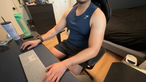 Snapshot of charliekkw chatting on 02.08.26 charliekkw online show from 02.08.26