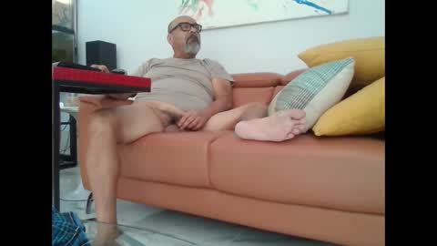 Snapshot of charlieo1953 chatting on 12.06.24 charlieo1953 online show from 12.06.24