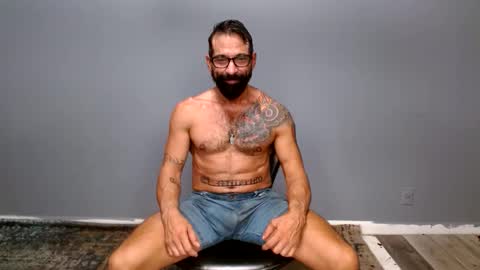 Snapshot of charlieprospect chatting on 12.20.25 Charlie Prospect online show from 12.20.25