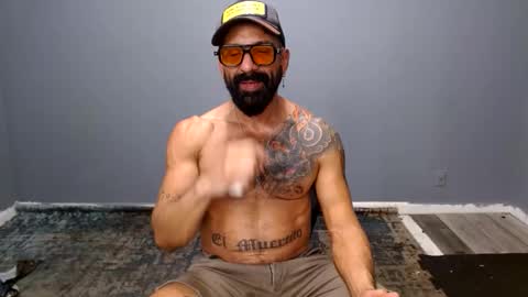 Snapshot of charlieprospect chatting on 01.09.26 Charlie Prospect online show from 01.09.26