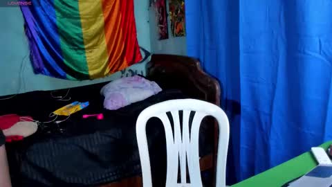 Snapshot of charlietaylorr__ chatting on 12.15.25 Charlie online show from 12.15.25