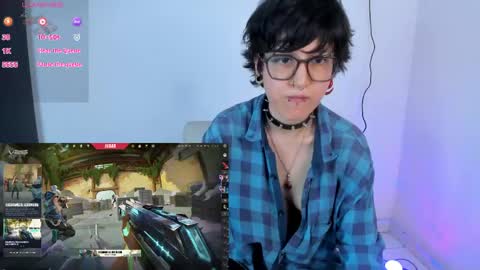 Snapshot of charlietaylorr__ chatting on 05.05.26 Charlie online show from 05.05.26