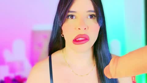 Charloott Evans online show from 10.31.25