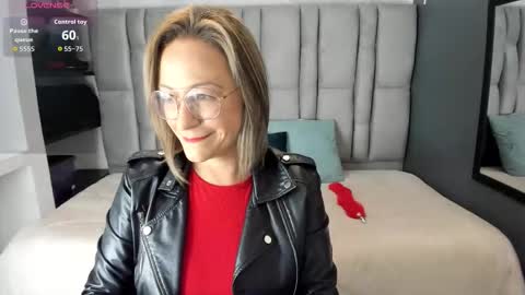 Charlot milf online show from 02.09.26