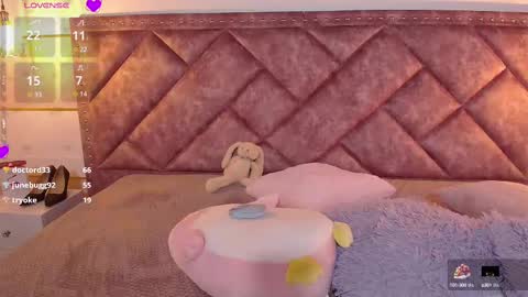 Snapshot of charlote__miller chatting on 02.21.25 You honey online show from 02.21.25