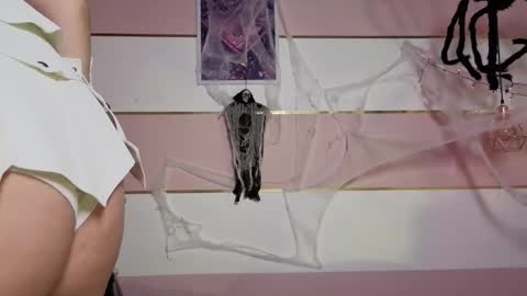 Snapshot of charlote__miller chatting on 10.30.25 You honey online show from 10.30.25