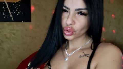 Snapshot of charlott3_1 chatting on 12.22.25 CHARLOTTE online show from 12.22.25