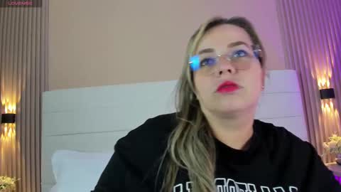 Snapshot of charlotte93x chatting on 03.12.26 Charlotte online show from 03.12.26