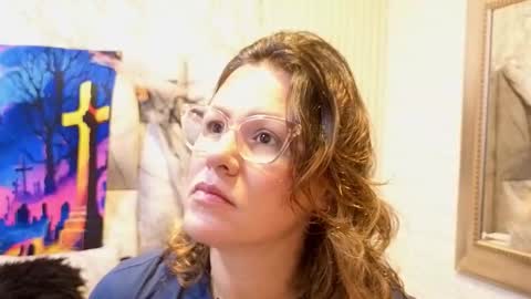 Snapshot of charlotte__g chatting on 10.29.25 charlotte online show from 10.29.25