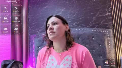 Snapshot of charlotte__g chatting on 11.30.25 charlotte online show from 11.30.25