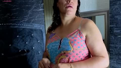 Snapshot of charlotte__g chatting on 02.12.26 charlotte online show from 02.12.26