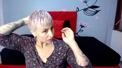 CHARLOTTE GRAY online show from 10.21.25