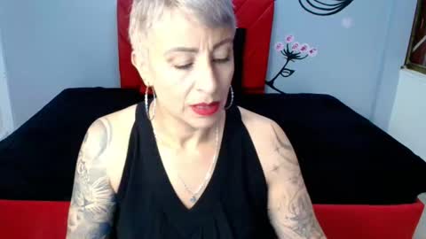 CHARLOTTE GRAY online show from 10.22.25