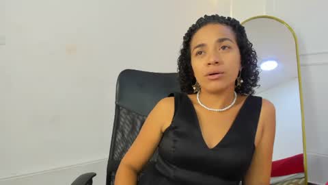 Snapshot of charlotte_dante212 chatting on 07.19.26 charlottte y dante online show from 07.19.26