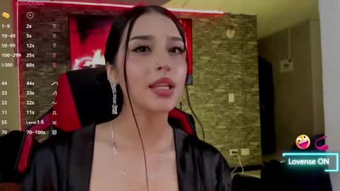 Charlotte  online show from 04.25.26