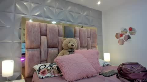 Charlotte Icee online show from 03.20.26