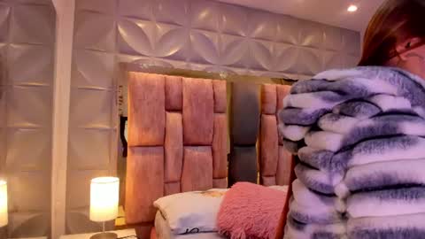 Charlotte Icee online show from 07.26.26