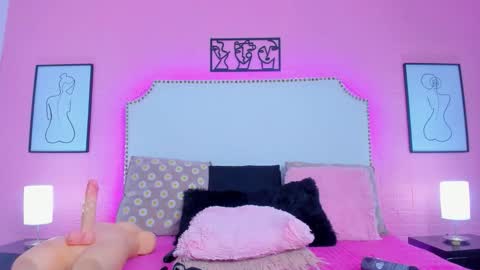 Charlotte online show from 11.12.25