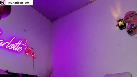 Charlotte online show from 06.04.26