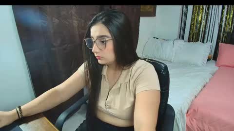 charlotte_richardson online show from 12.04.25
