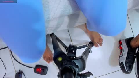 Snapshot of charlotteandsimon_ chatting on 02.11.26 Charlotte and Simon online show from 02.11.26