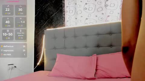 Snapshot of charlotteandsimon_ chatting on 03.09.26 Charlotte and Simon online show from 03.09.26