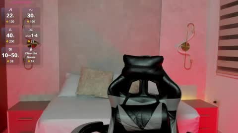 Snapshot of charlottee27_ chatting on 05.13.26 Charlottee online show from 05.13.26